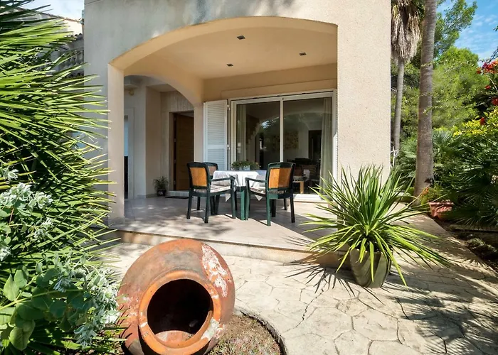 Villa Tamarells With Garden Next To Alcudia Beach